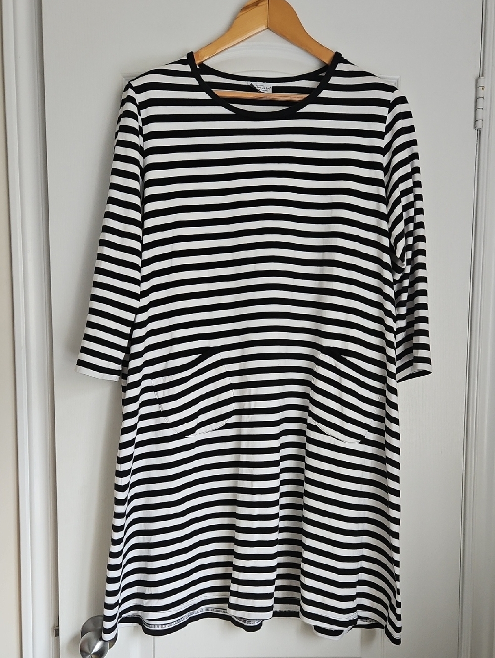 MARIMEKKO: Vintage Black and White Striped A-line Dress